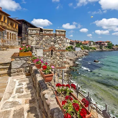 Guest house Marina Sands Bijou Boutique Is An Excellent Choice For Travelers Visiting Obzor
